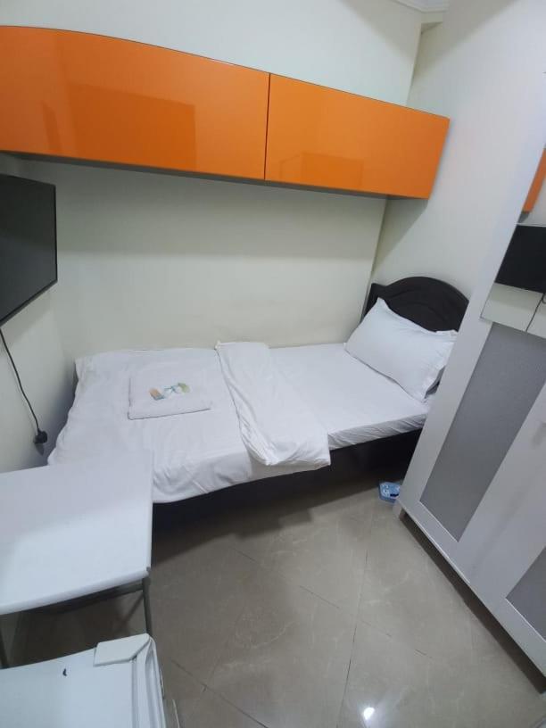 Small Budget Rooms For 'Girls' Only In Dubai, Marina Zewnętrze zdjęcie