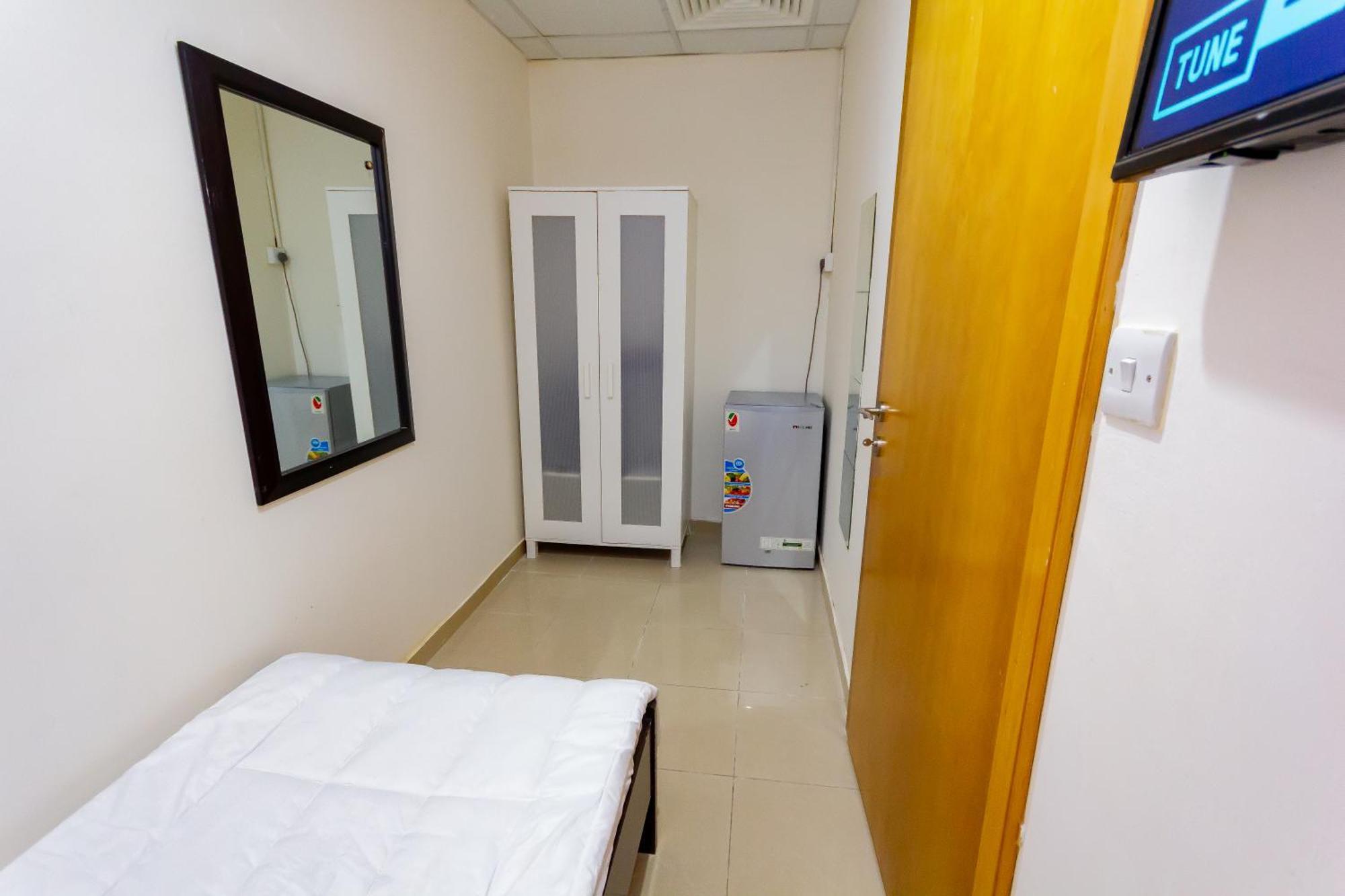 Small Budget Rooms For 'Girls' Only In Dubai, Marina Zewnętrze zdjęcie